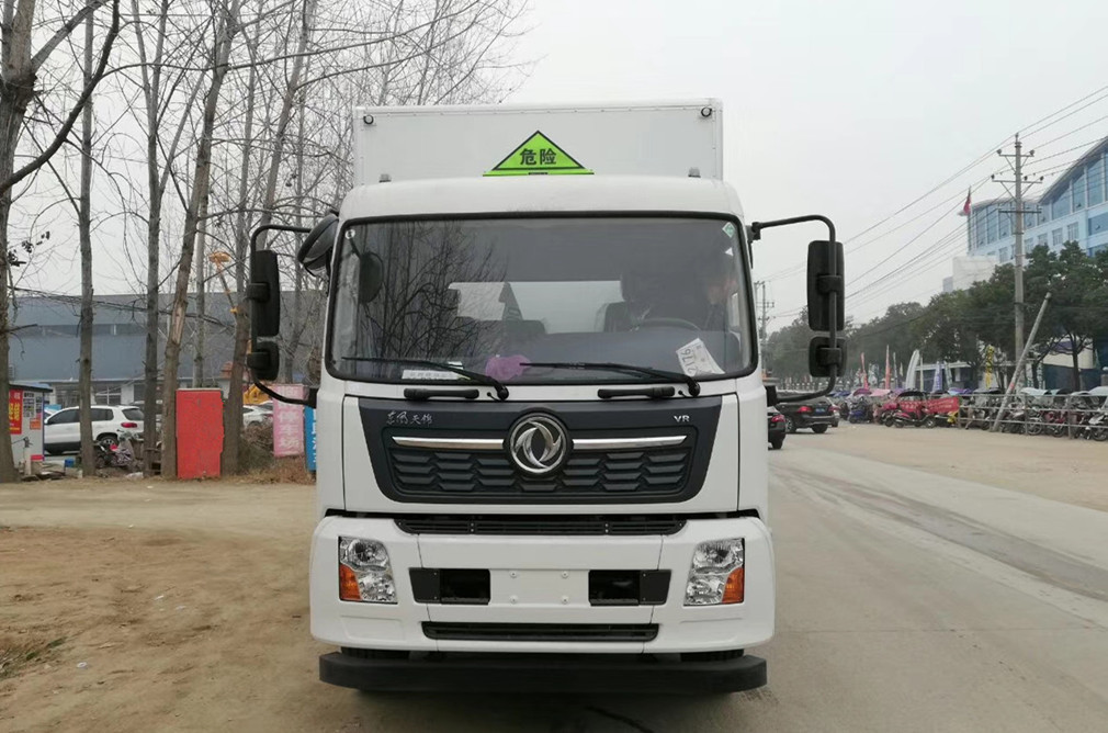 国六天锦三类易燃液体厢式运输车
